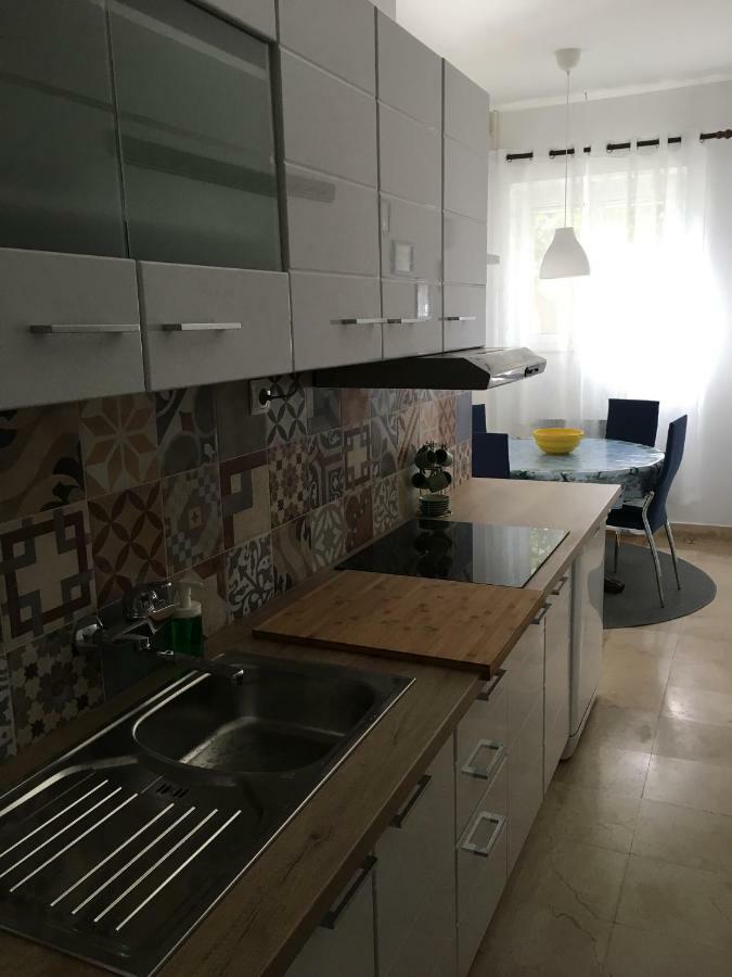 Apartment Get Supetar Eksteriør billede